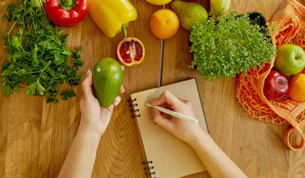 Planificar el menú semanal: el hábito que puede ayudarte a comer mejor y ahorrar tiempo
